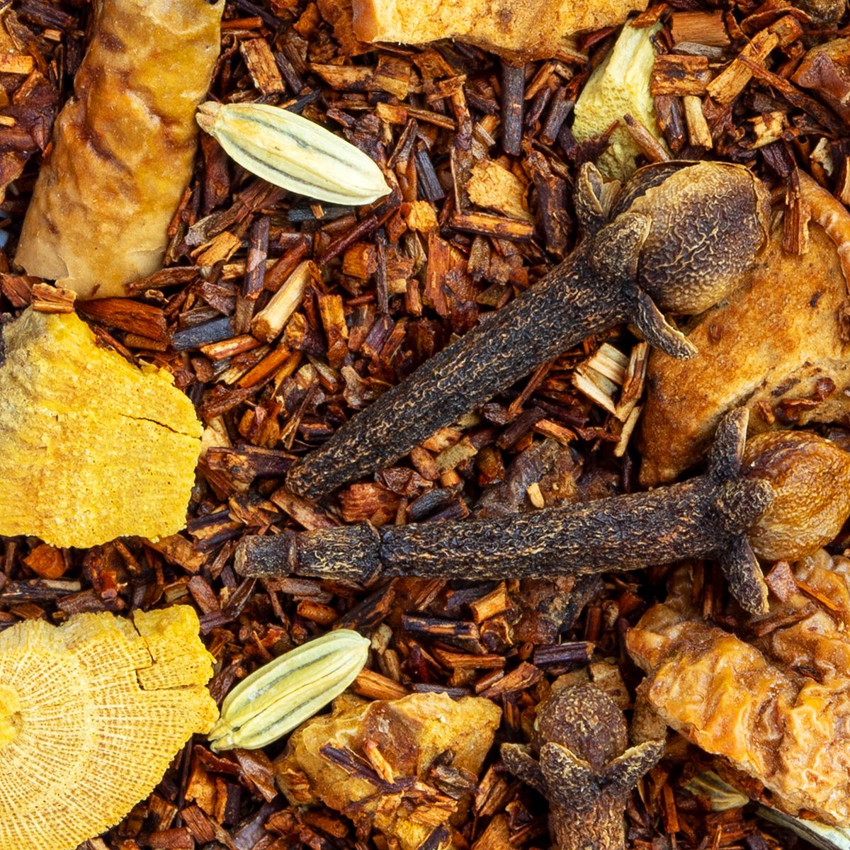 Rooibos Gewürzapfel, Geschmack Apfel und Zimt – Made in Thé, Nahaufnahme